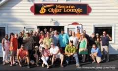 父亲节的BBQ聚会,哈瓦那雪茄酒廊是好朋友分享美