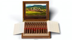 Oliva 雪茄在 PCA 上推出限量版 Serie V Melanio